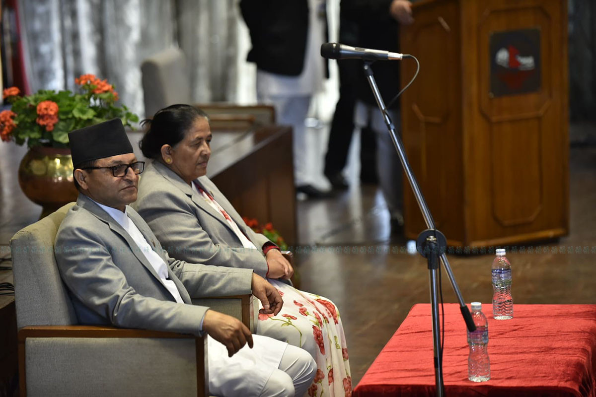 https://raracms.setopati.com/uploads/shares/2020/sujita/rastriya sabha oath/oath taking (1).jpg